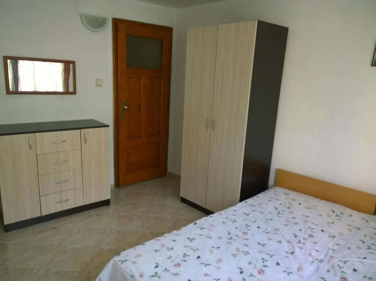 Summer House Apartment Varna 0*,